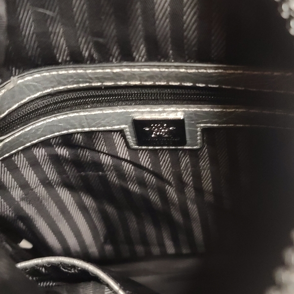 Metallic Silver Kaishilan Blingy Backpack - Picture 3 of 5